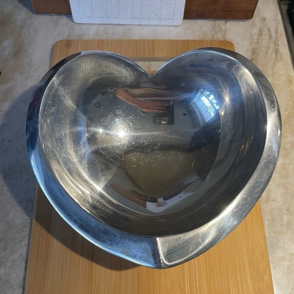 Nambe’ 546 Love Bowl Heart shaped 2005 8”